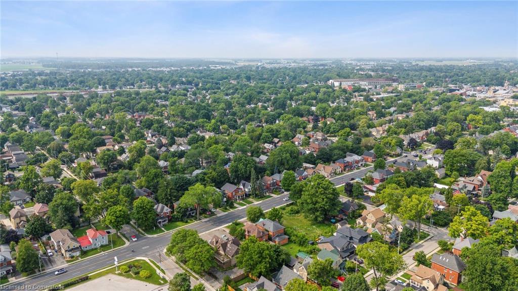 380* Ontario Street Property Photo 15