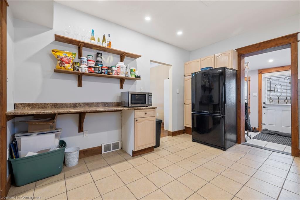 4731 Third Avenue Property Photo 13