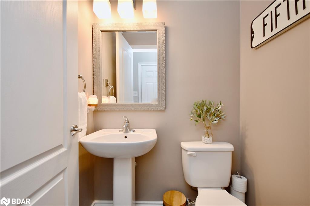 3089 Emperor Drive Property Photo 10