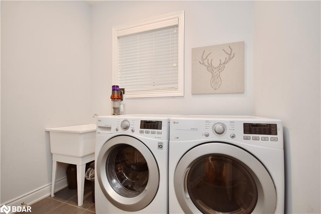 3089 Emperor Drive Property Photo 12