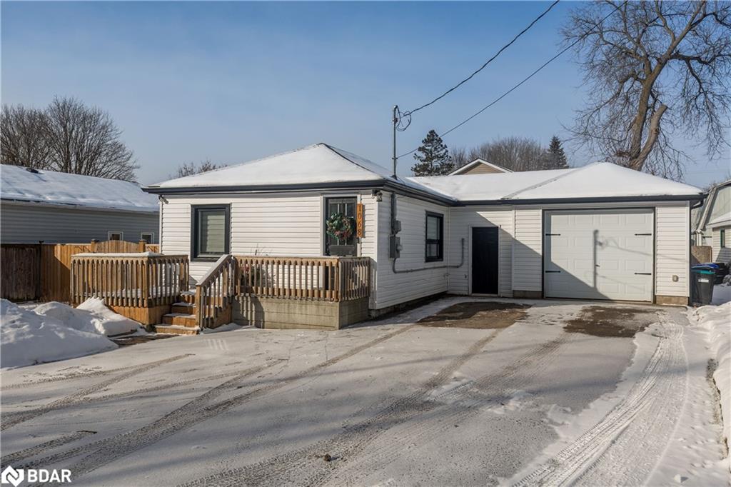 1068 Emily Street Property Photo