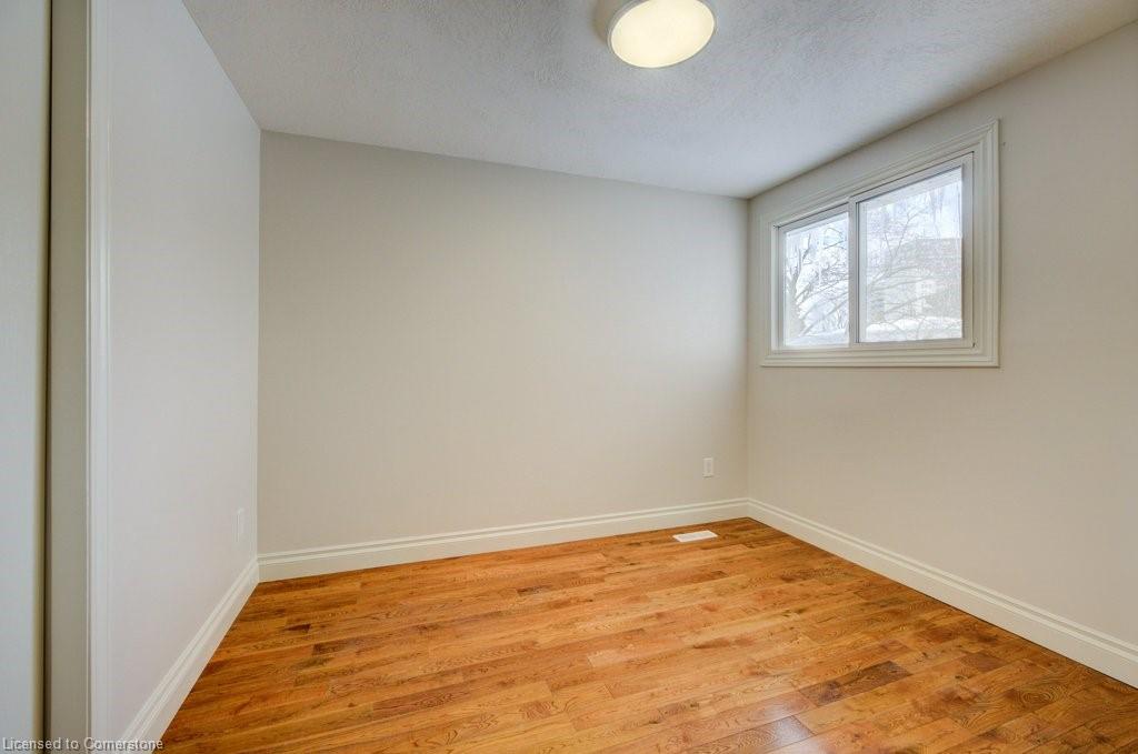 144 Mooregate Crescent Property Photo 23