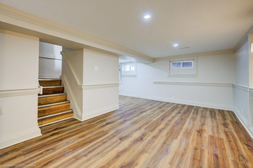 144 Mooregate Crescent Property Photo 28