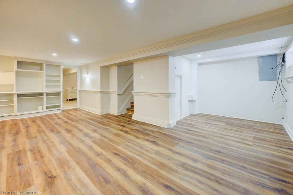 144 Mooregate Crescent Property Photo 29