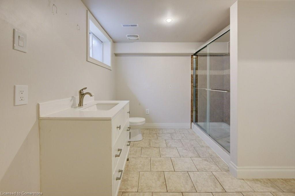 144 Mooregate Crescent Property Photo 31