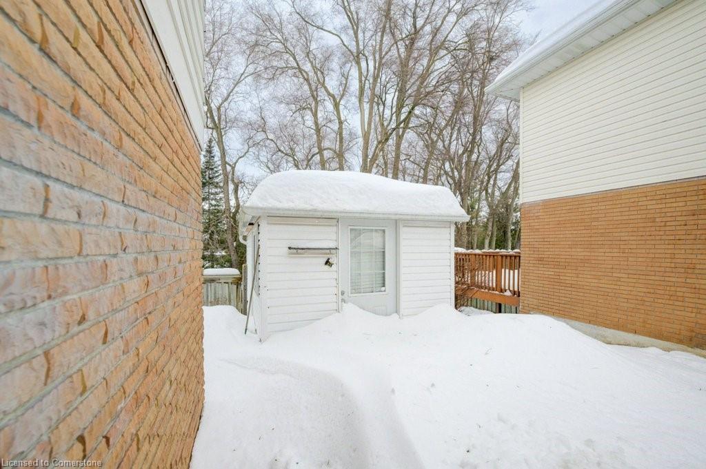 144 Mooregate Crescent Property Photo 34