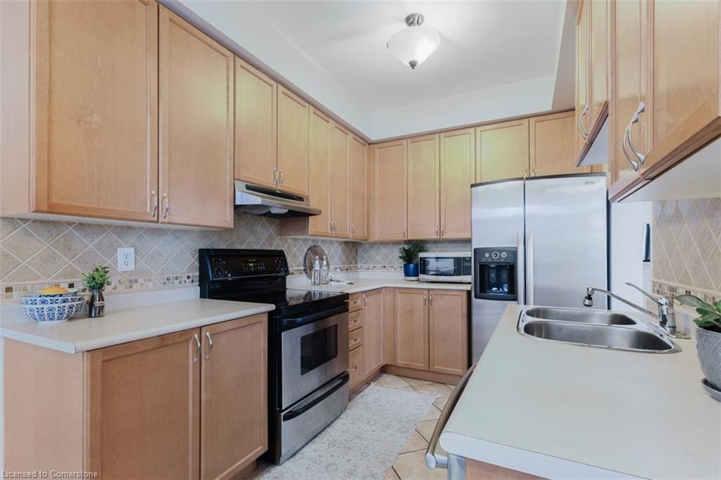 6538 Opera Glass Crescent Property Photo 8