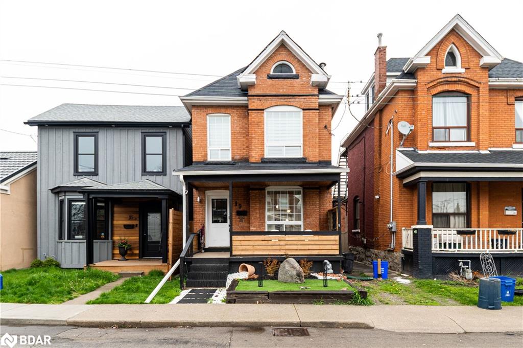 1-19 Century Street Property Photo