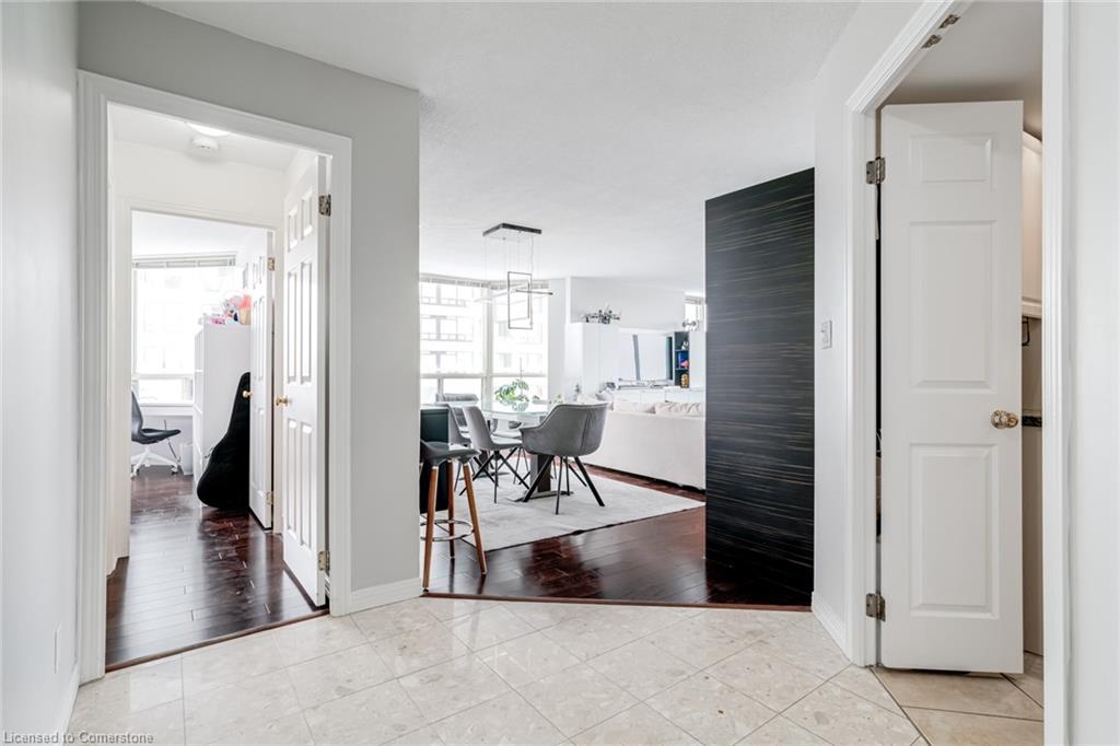 803-1 Aberfoyle Crescent Property Photo 6