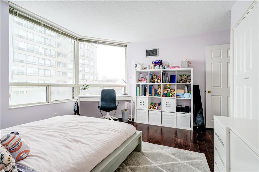803-1 Aberfoyle Crescent Property Photo 32