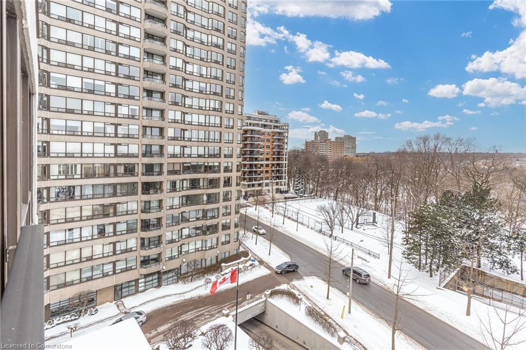 803-1 Aberfoyle Crescent Property Photo 36