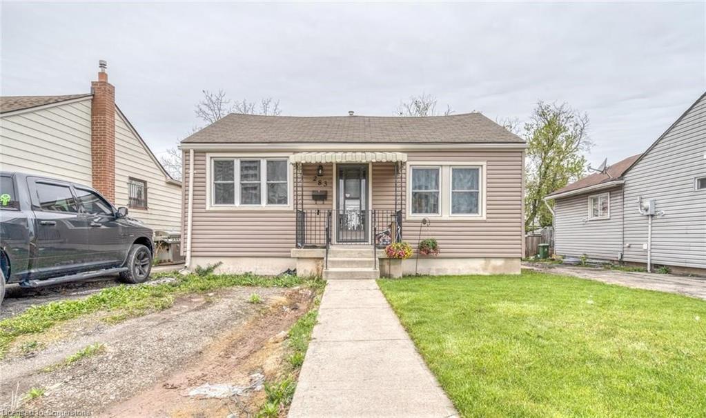 283 Parkdale Avenue N Property Photo
