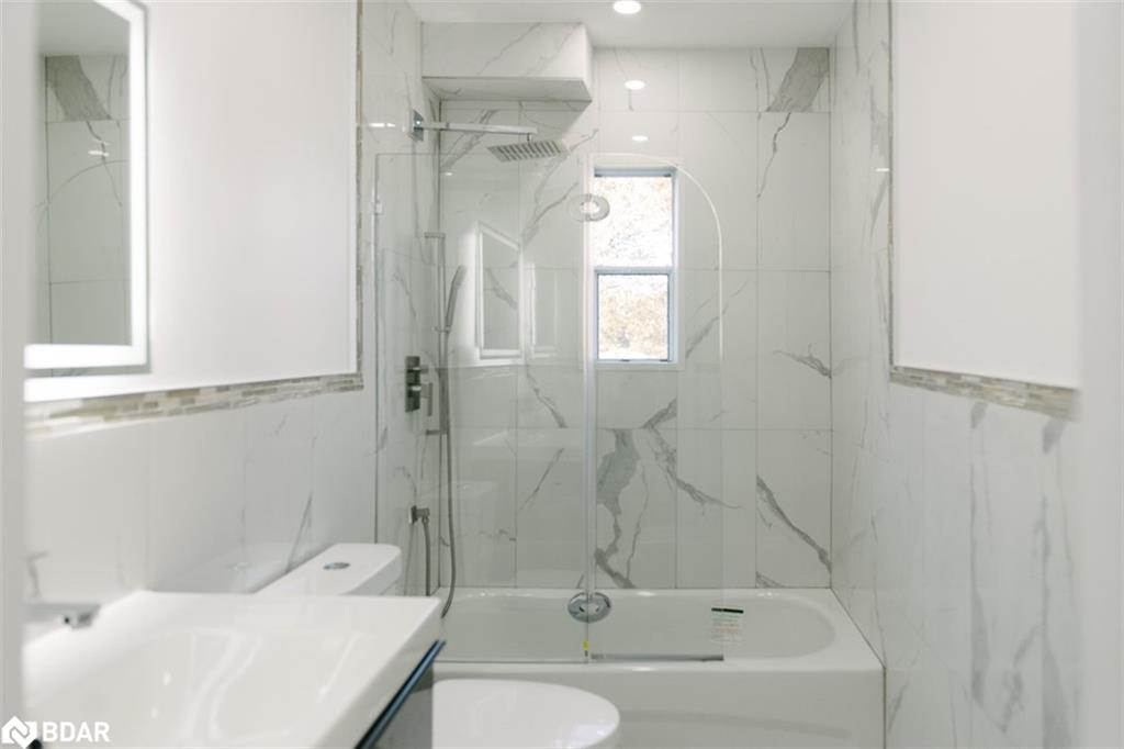 673 Knox Avenue Property Photo 10