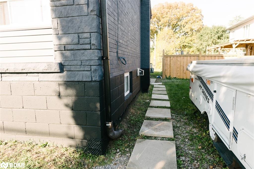 673 Knox Avenue Property Photo 33