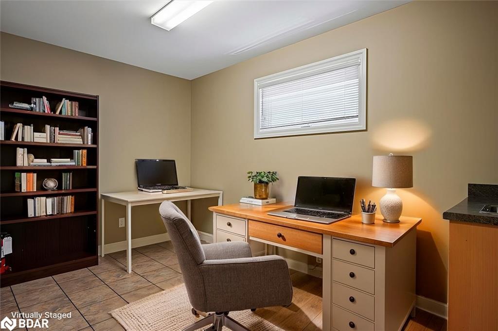 153 Colborne Street W Property Photo 10