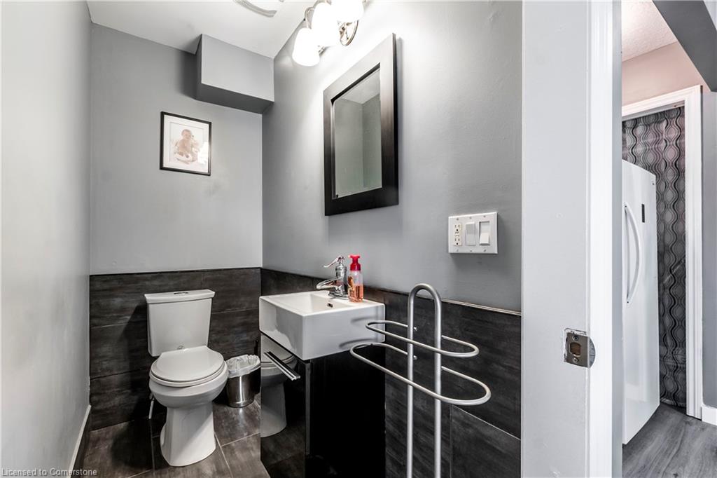 75 Sekura Crescent Property Photo 12