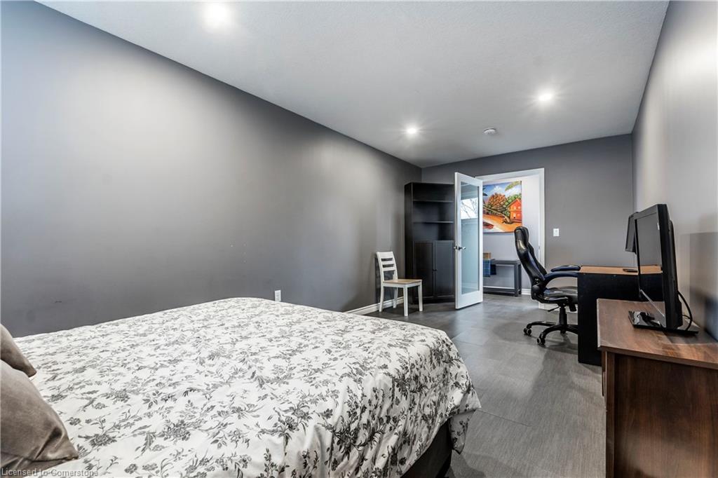 75 Sekura Crescent Property Photo 15