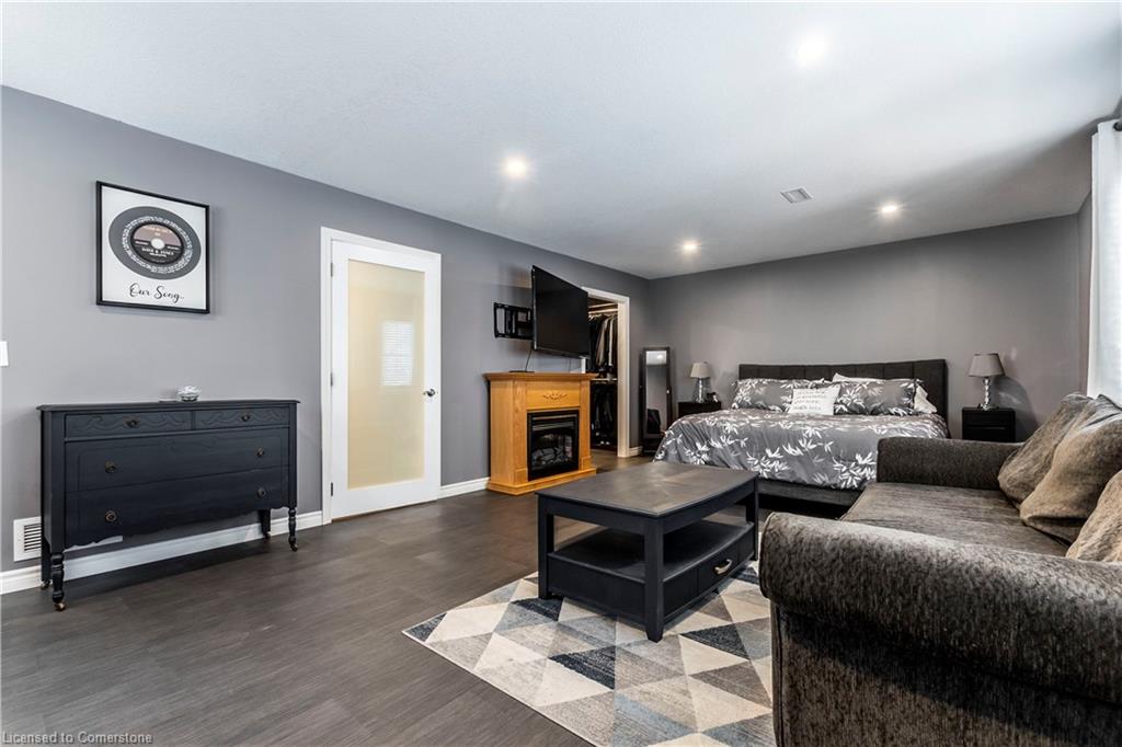 75 Sekura Crescent Property Photo 18