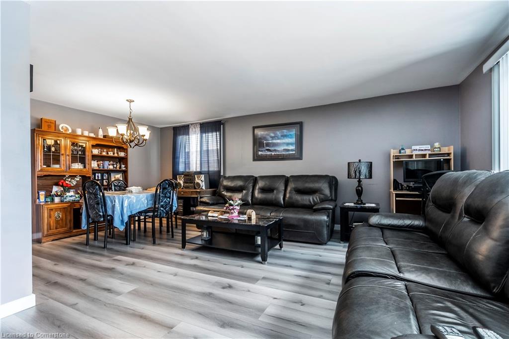 75 Sekura Crescent Property Photo 26