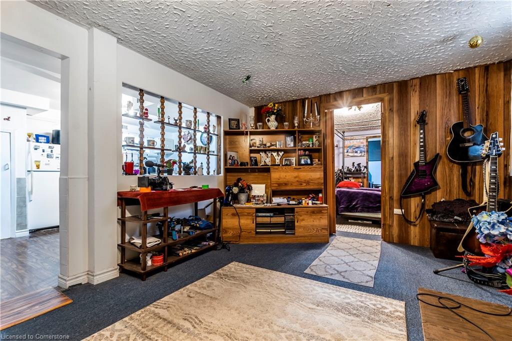 75 Sekura Crescent Property Photo 38