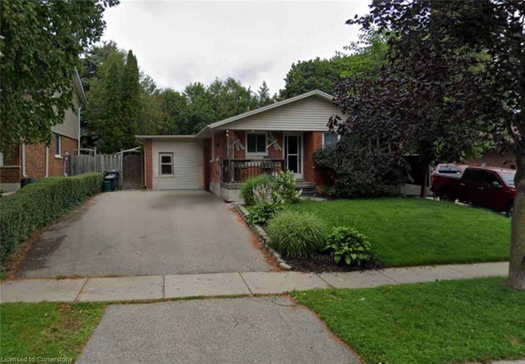 136 Dunsmere Drive Property Photo 3
