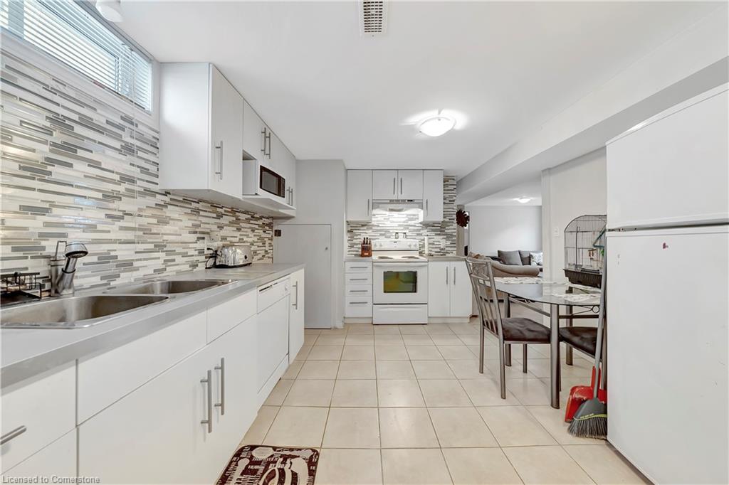 136 Dunsmere Drive Property Photo 22