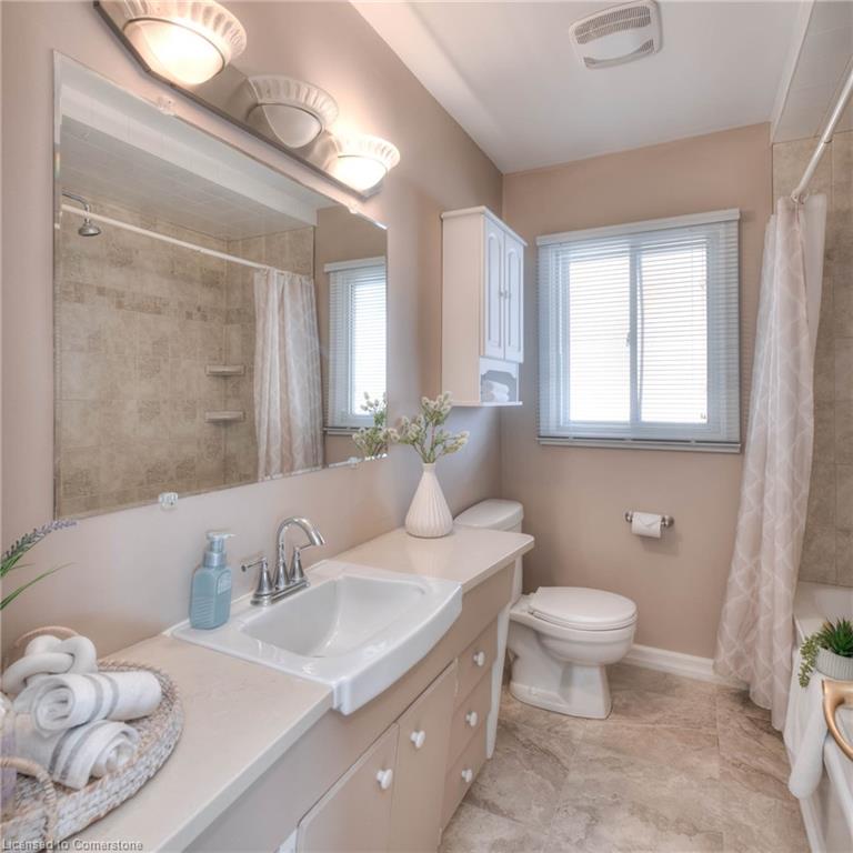 222 Ross Avenue Property Photo 21