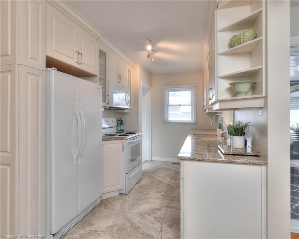 222 Ross Avenue Property Photo 25