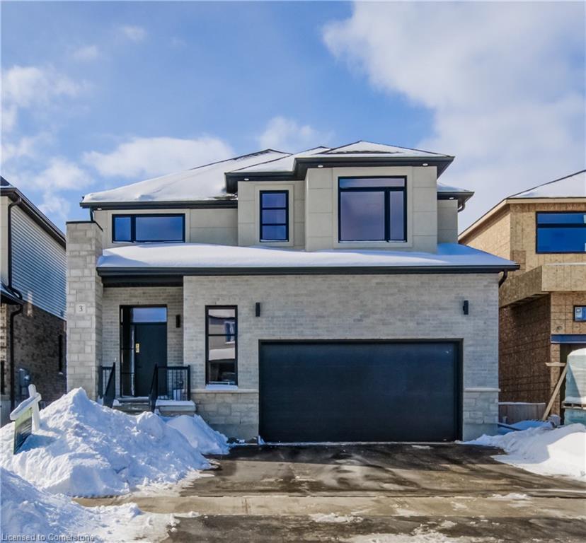 3 Munn Crescent Property Photo