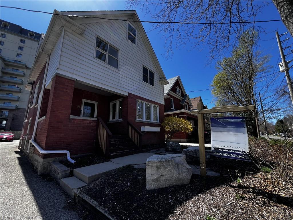 19 Schneider Avenue Property Photo 2