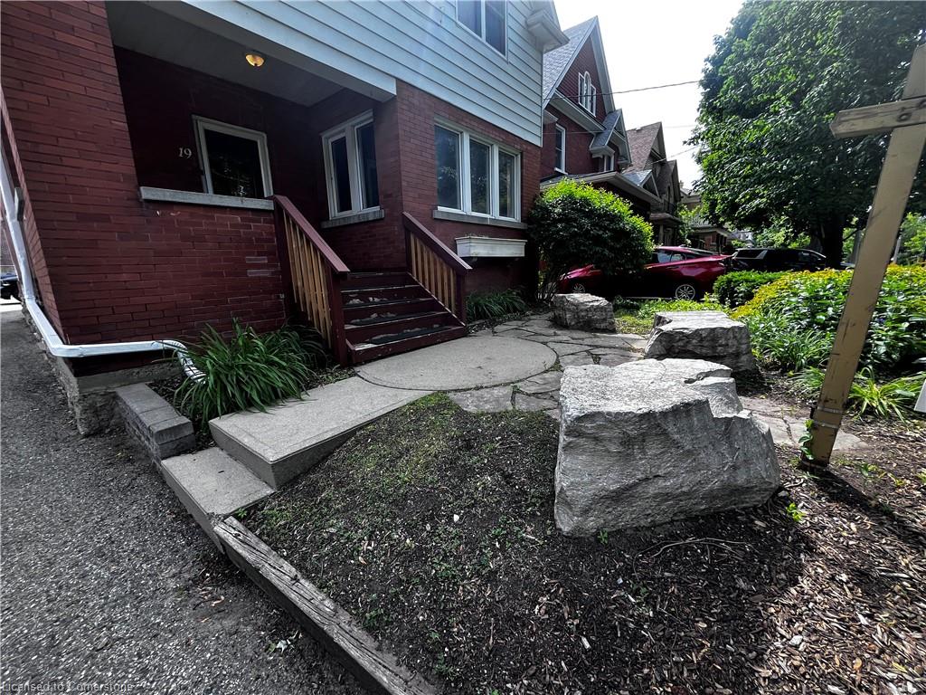 19 Schneider Avenue Property Photo 2