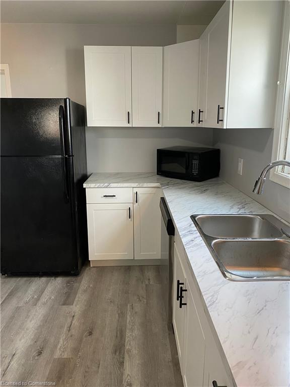 42 Niagara Street Property Photo 20