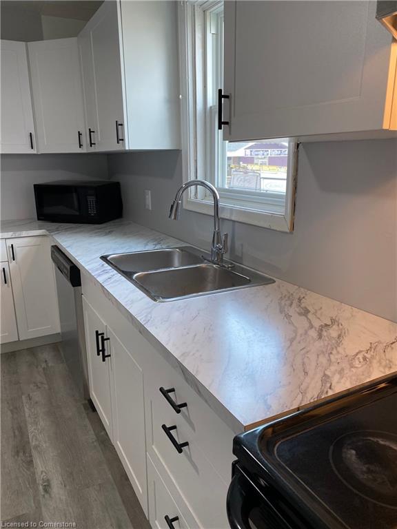 42 Niagara Street Property Photo 23