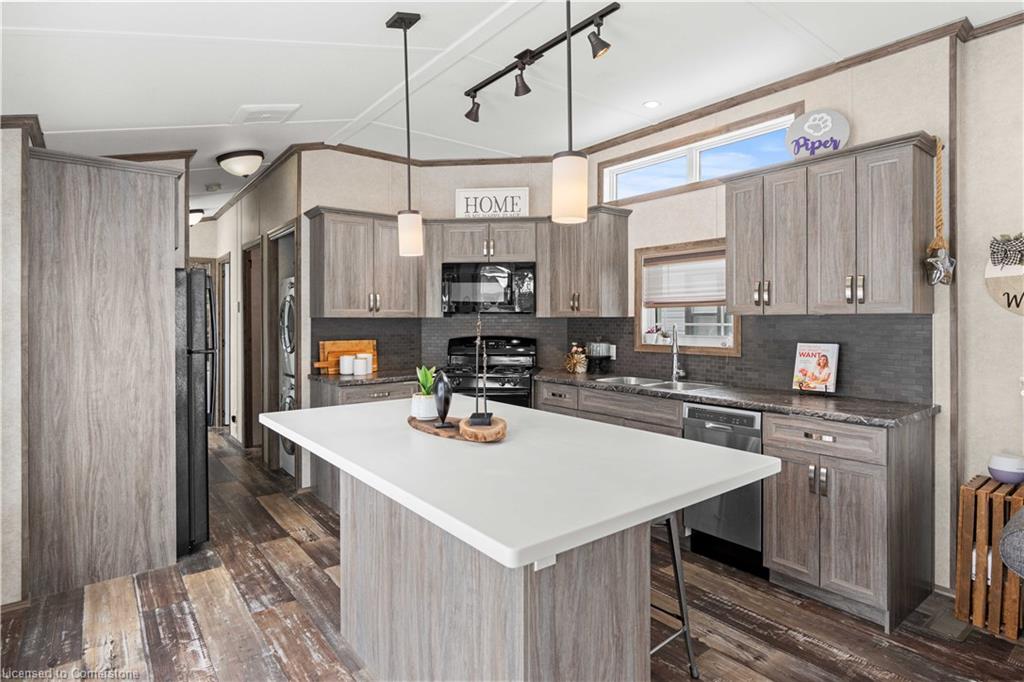 4449 Milburough Line Property Photo 12