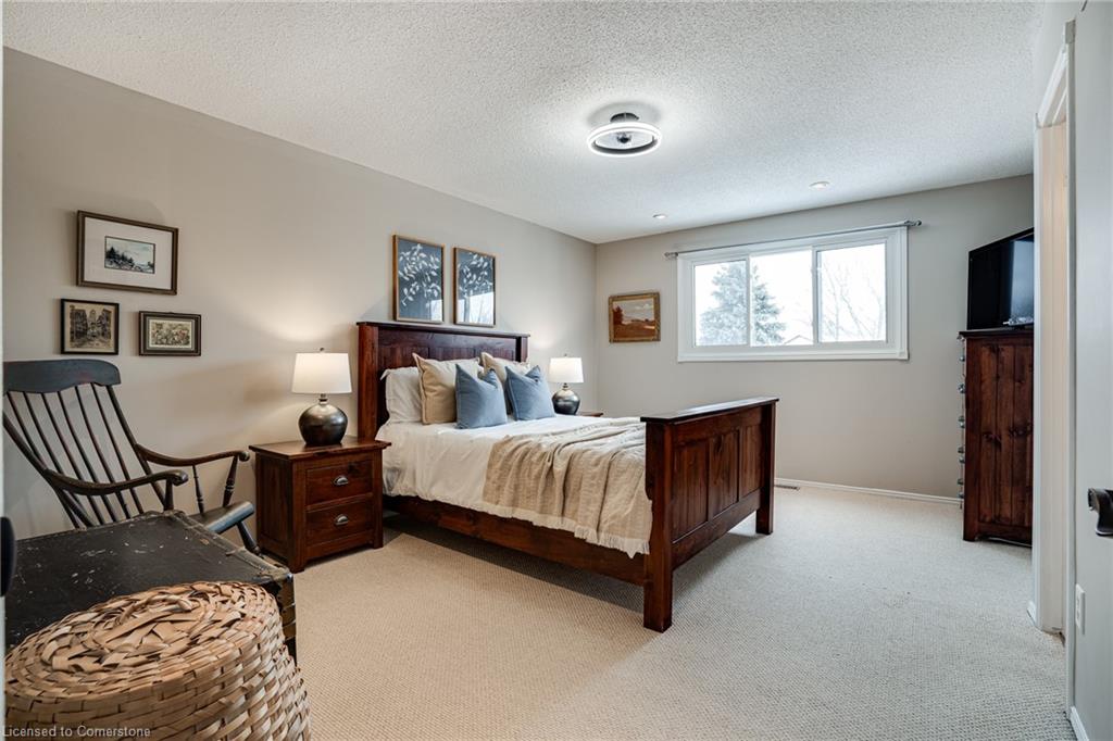 24 Drakes Drive Property Photo 16