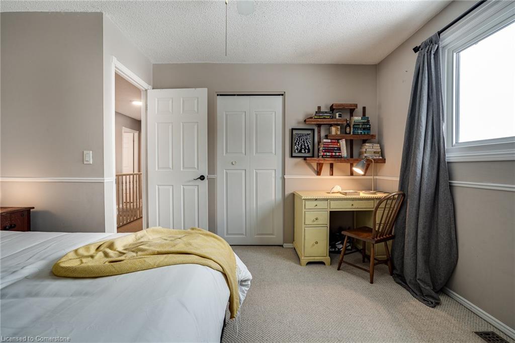 24 Drakes Drive Property Photo 21