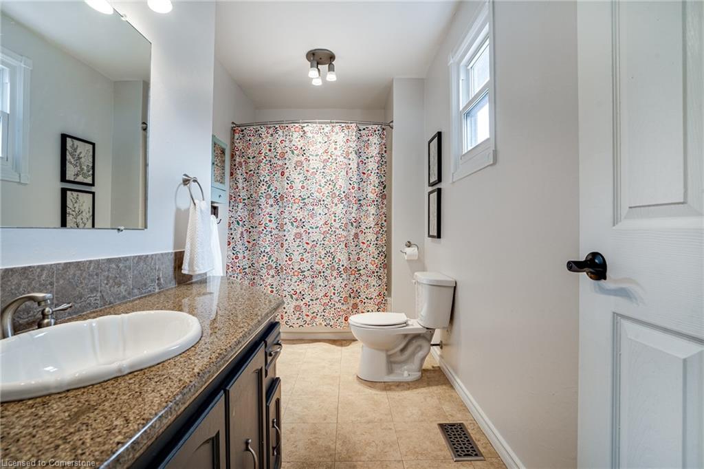 24 Drakes Drive Property Photo 23