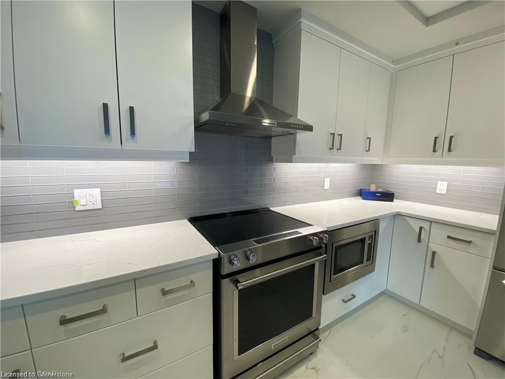 710-71 Wyndham Street S Property Photo 8