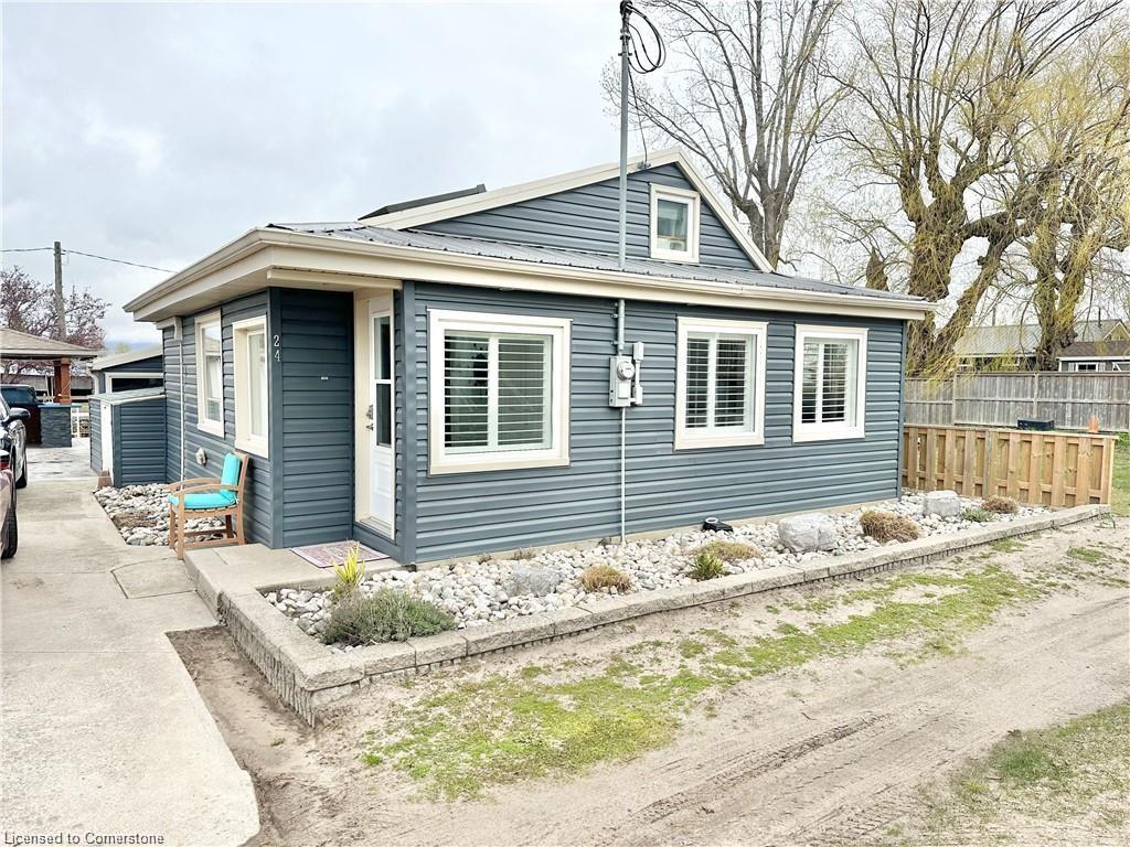 24 Private Lane Property Photo 3