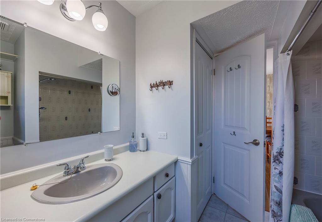 24 Private Lane Property Photo 36
