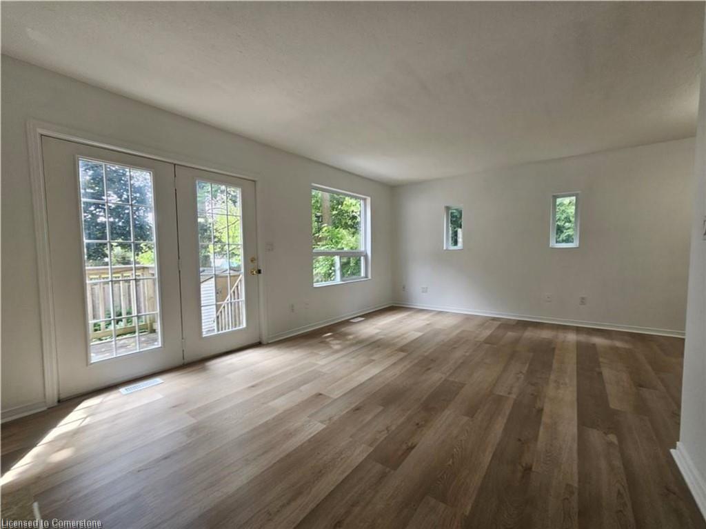 220 Geneva Street Property Photo 12