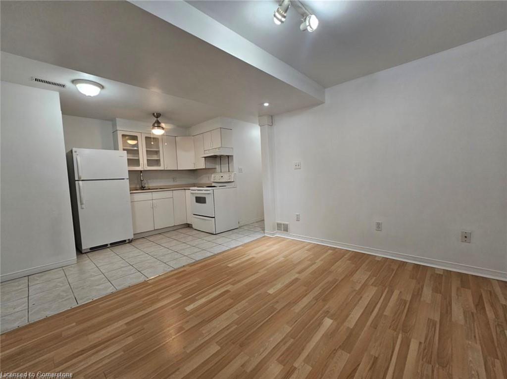 220 Geneva Street Property Photo 26