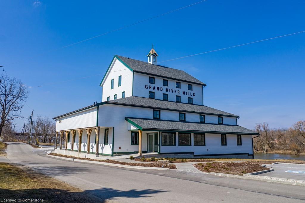 301-146 Forfar Street W Property Photo