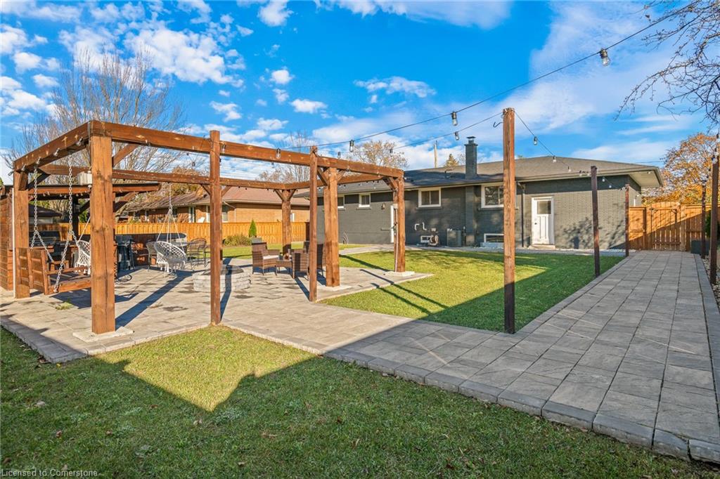15 Andres Street Property Photo 33