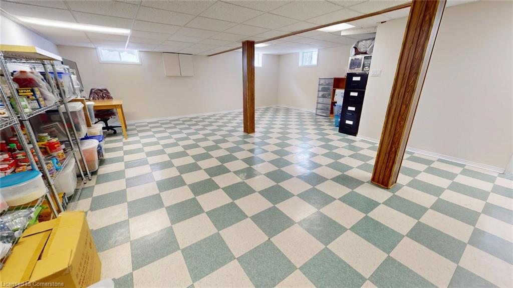 25 Seguin Street Property Photo 21