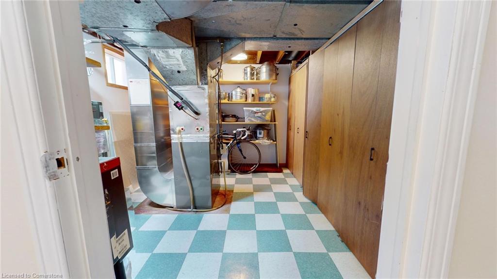 25 Seguin Street Property Photo 23