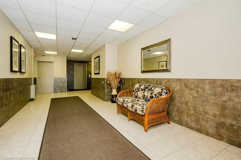 206-358 Waterloo Avenue Property Photo 4