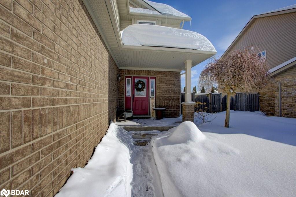 80 Armeda Clow Crescent Crescent Property Photo 4