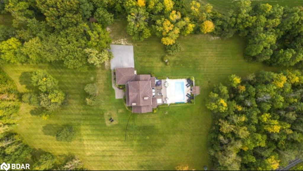 1775 9th Line Property Photo 1