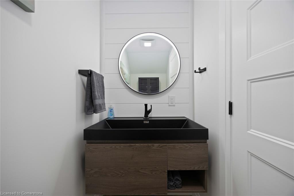 111 St Clair Street Property Photo 17